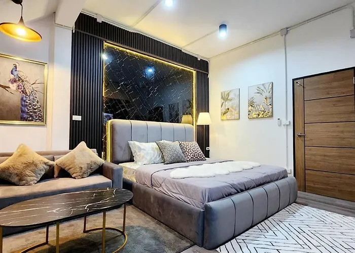 Guest house Ls 1 Lasalle House,bts,suvarnabhumi ,mega Bangna *